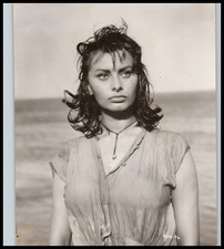 Hollywood Beauty SOPHIA LOREN