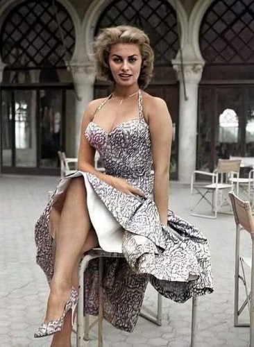 Rare still sophia loren sexy - sophia,